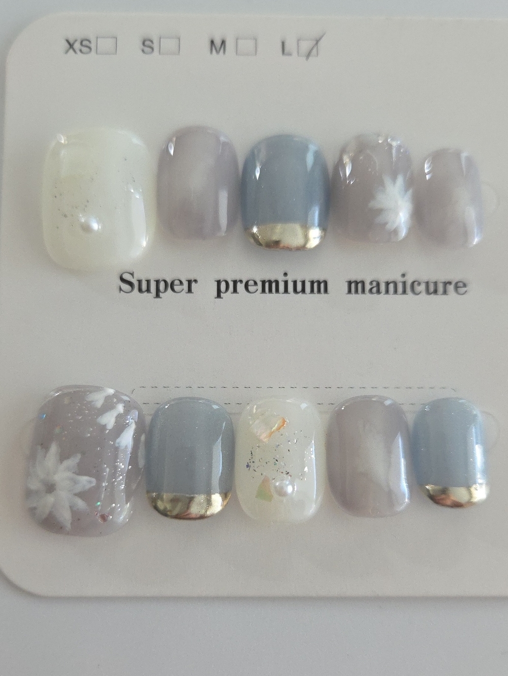 Neutral Blue & Ivory Floral Press-On Nail Set